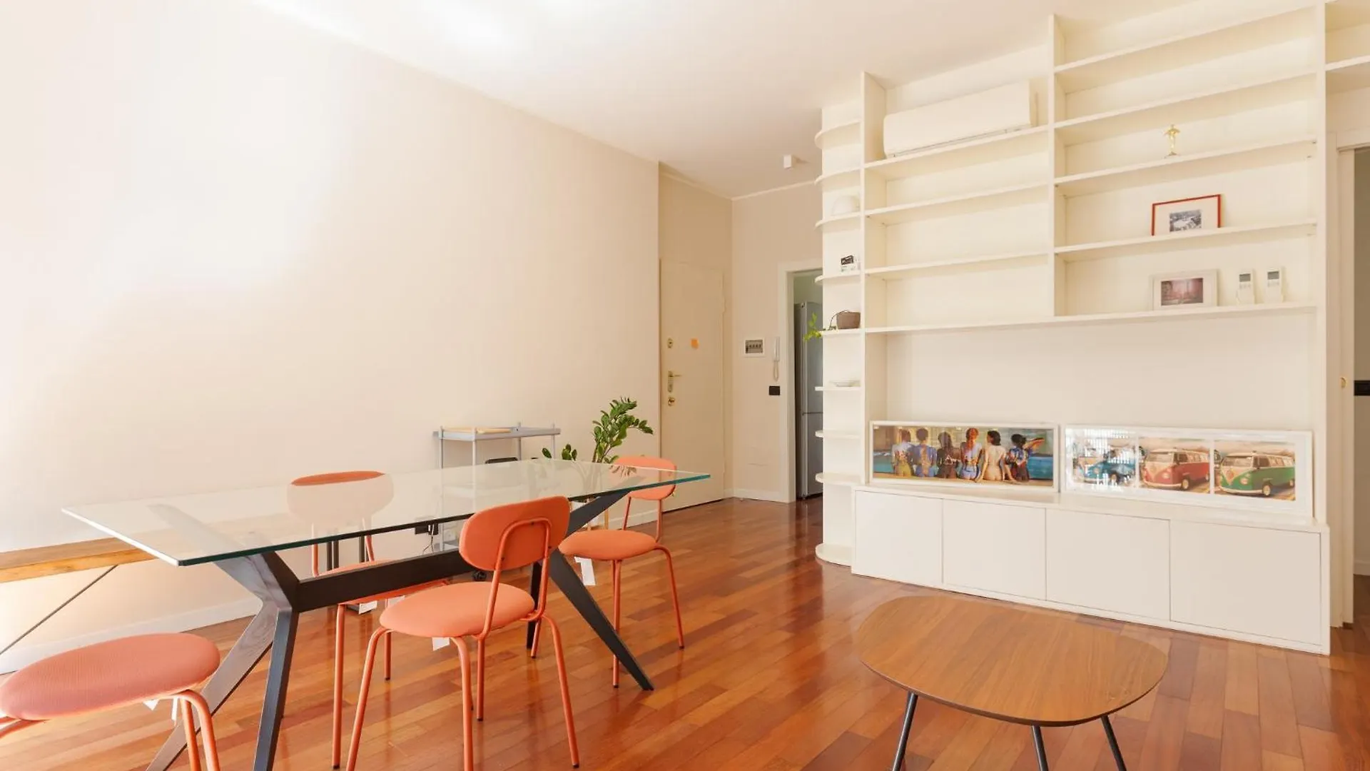 Lambrate Fs Spacious Apartment With Balcony Milan Italy