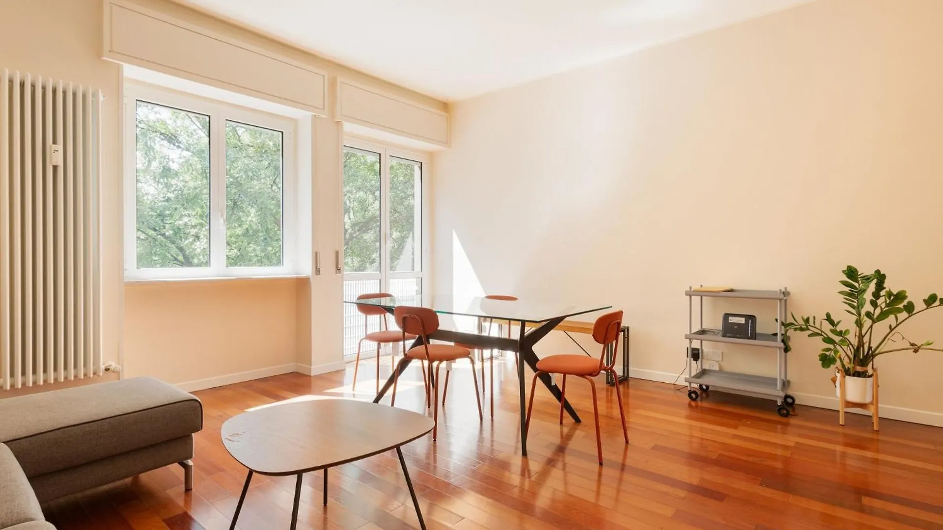 Lambrate Fs Spacious Apartment With Balcony Milan Italy